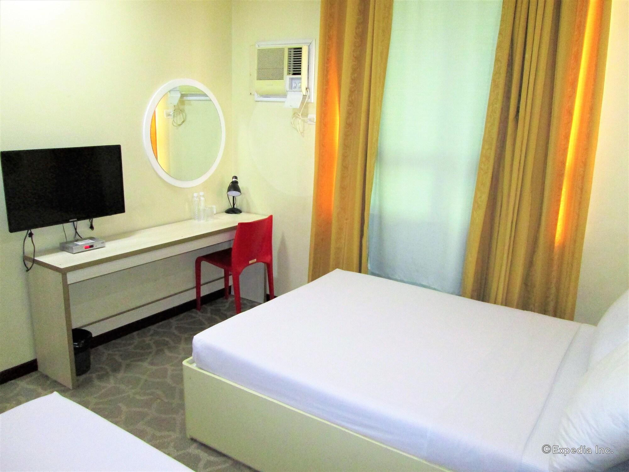 Marianne Suites Cagayan de Oro Esterno foto