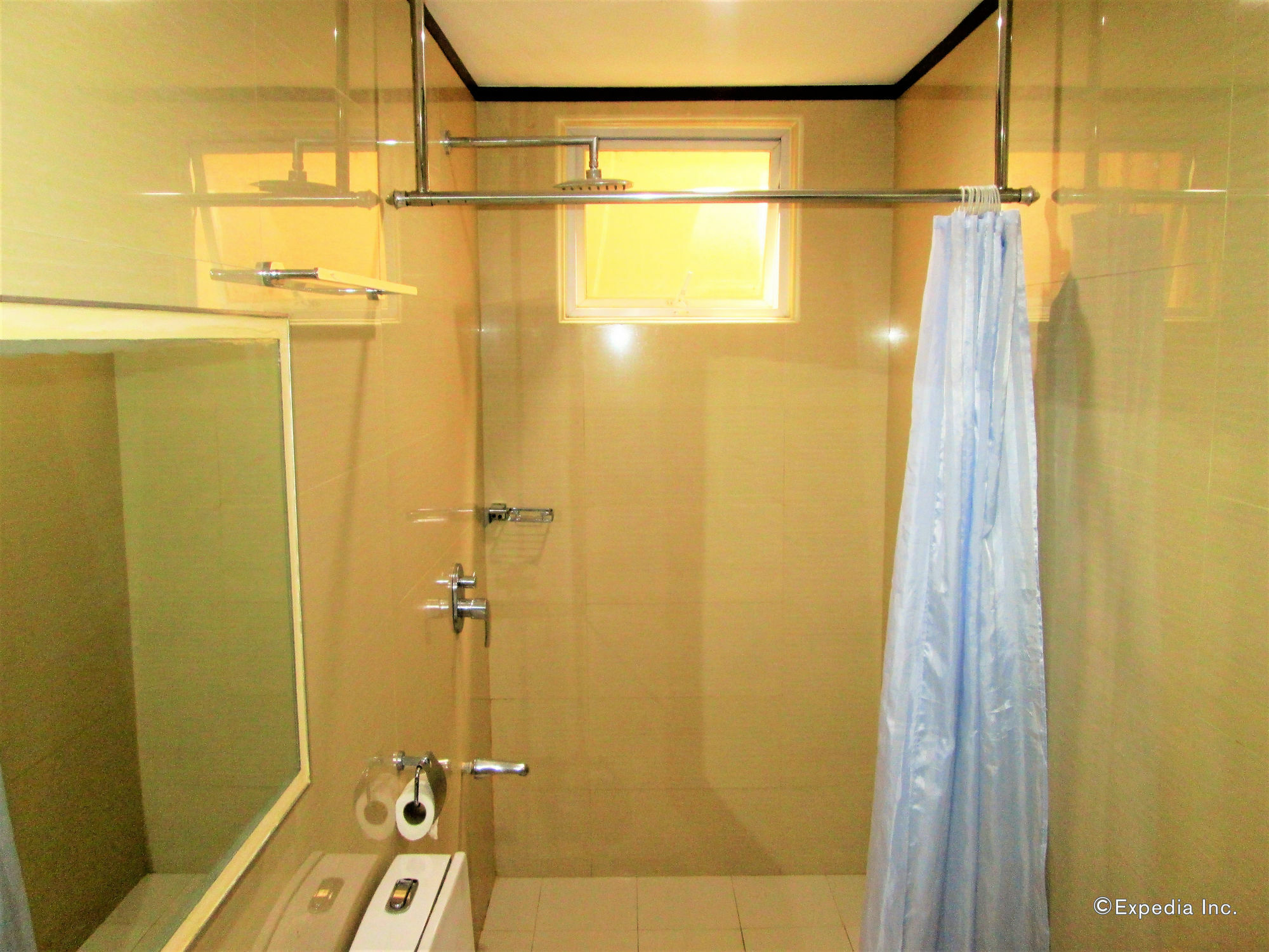 Marianne Suites Cagayan de Oro Esterno foto